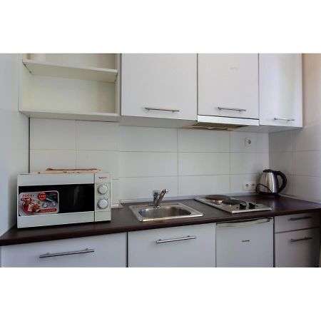 Studio Apartments In The City Center Kharkiv Exterior photo