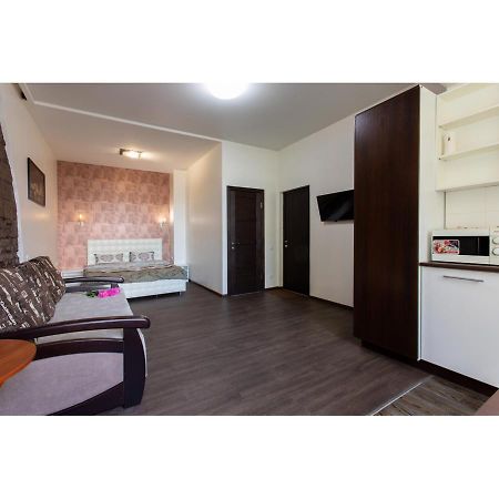 Studio Apartments In The City Center Kharkiv Exterior photo